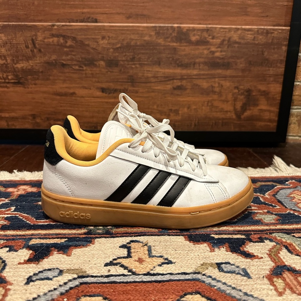 Adidas Grand Court Alpha women’s size 7.5 White Black Flash Orange Gum shoes